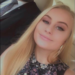 Meet your Posher, Sophi